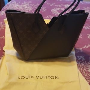 Louis Vuitton Purse